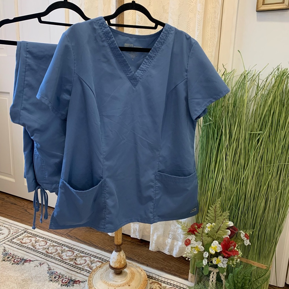 Greys Anatomy Blue Scrubs.